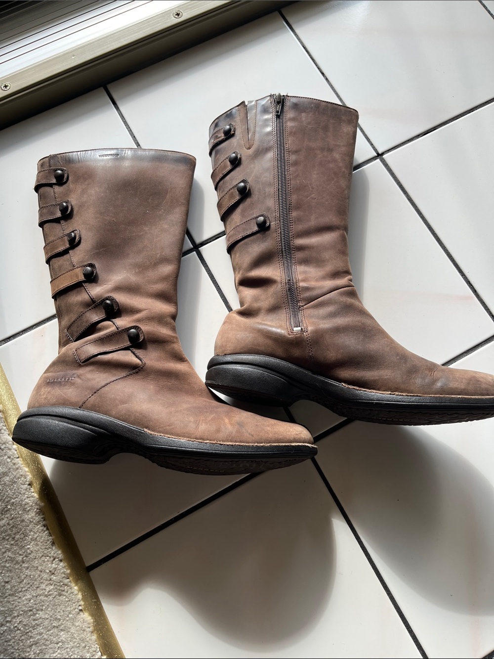 Merrell Women's Brown Mid-Calf Zip-Up Leather Boots